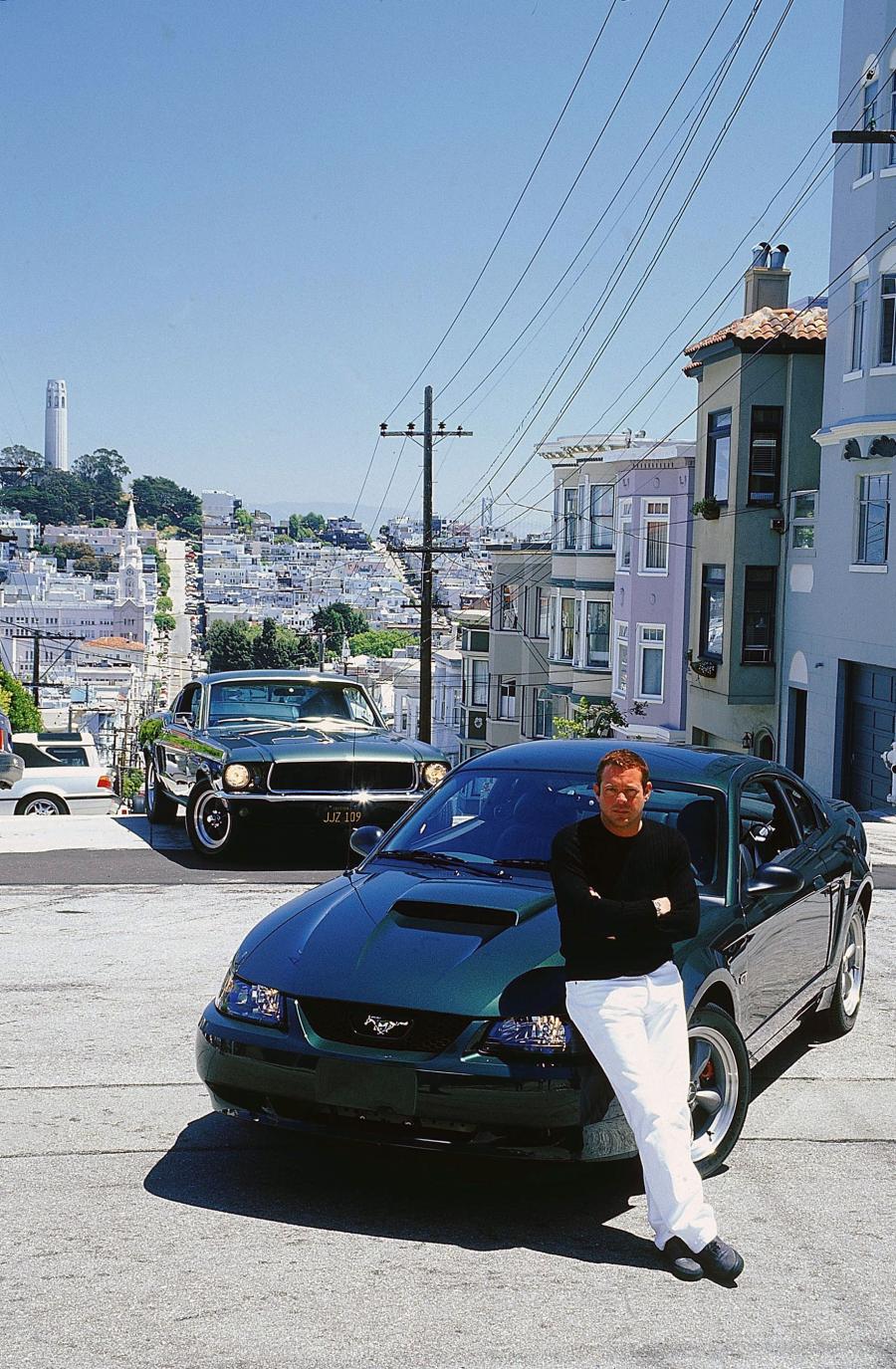  Ford Mustang Bullitt GT 2001 года  (фото 3 из 26)